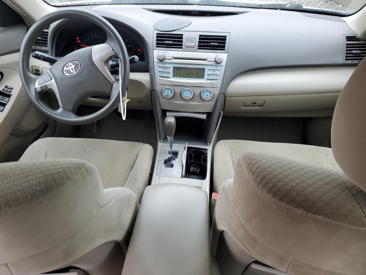 2009 Toyota Camry - Image 8