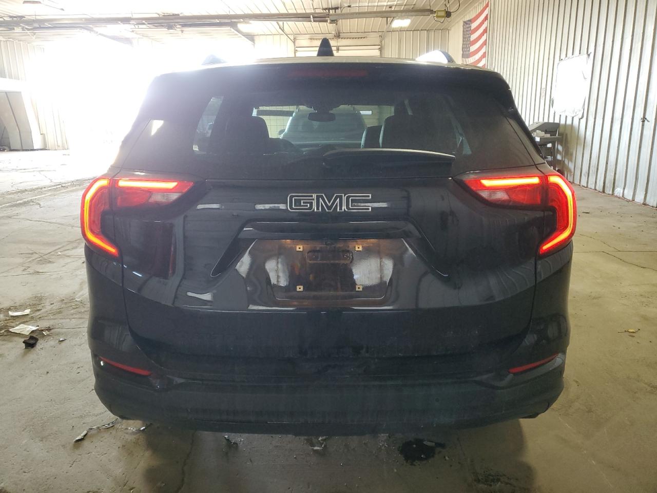 2021 GMC Terrain - Image 6
