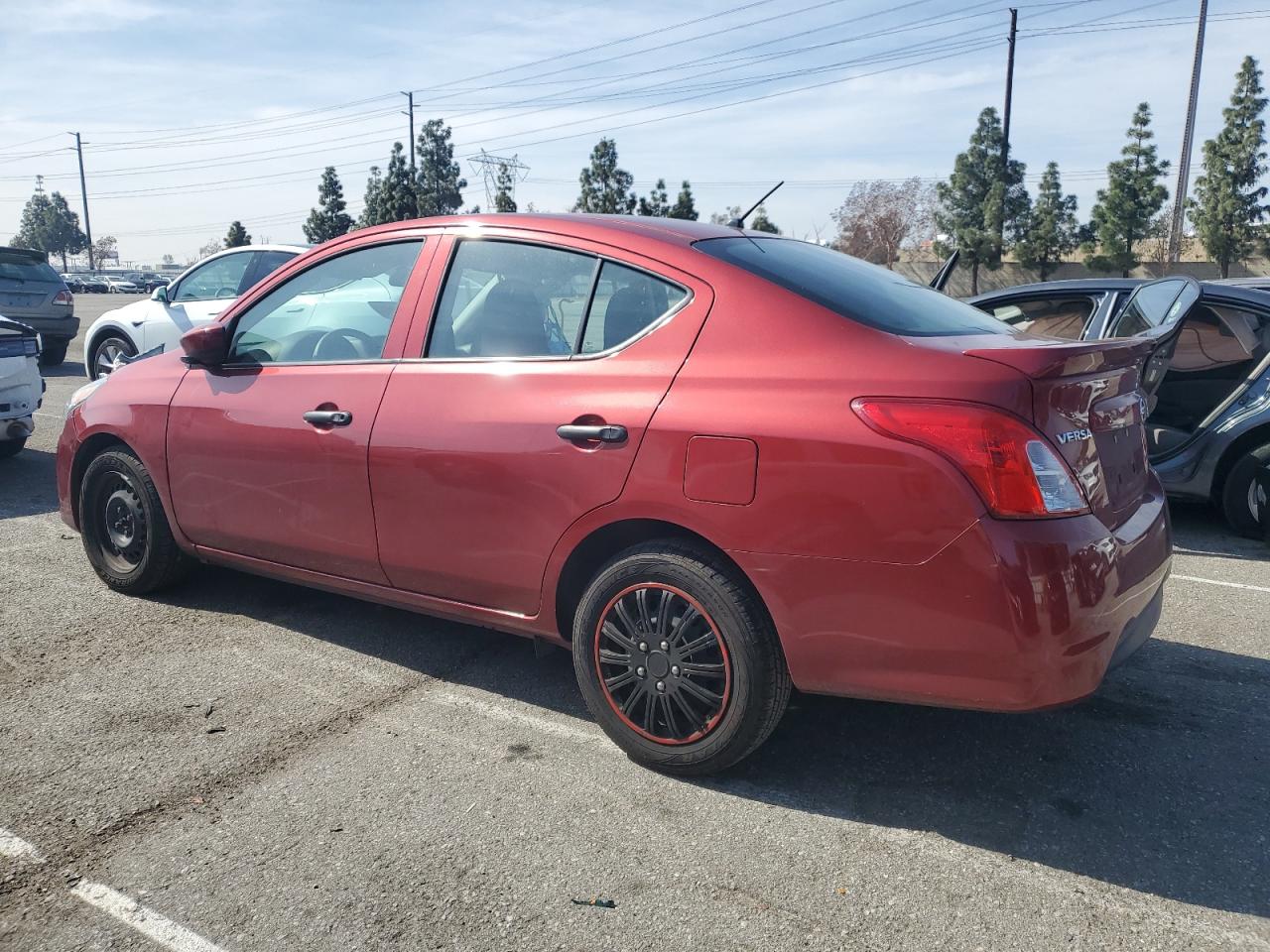 2017 Nissan Versa - Image 2