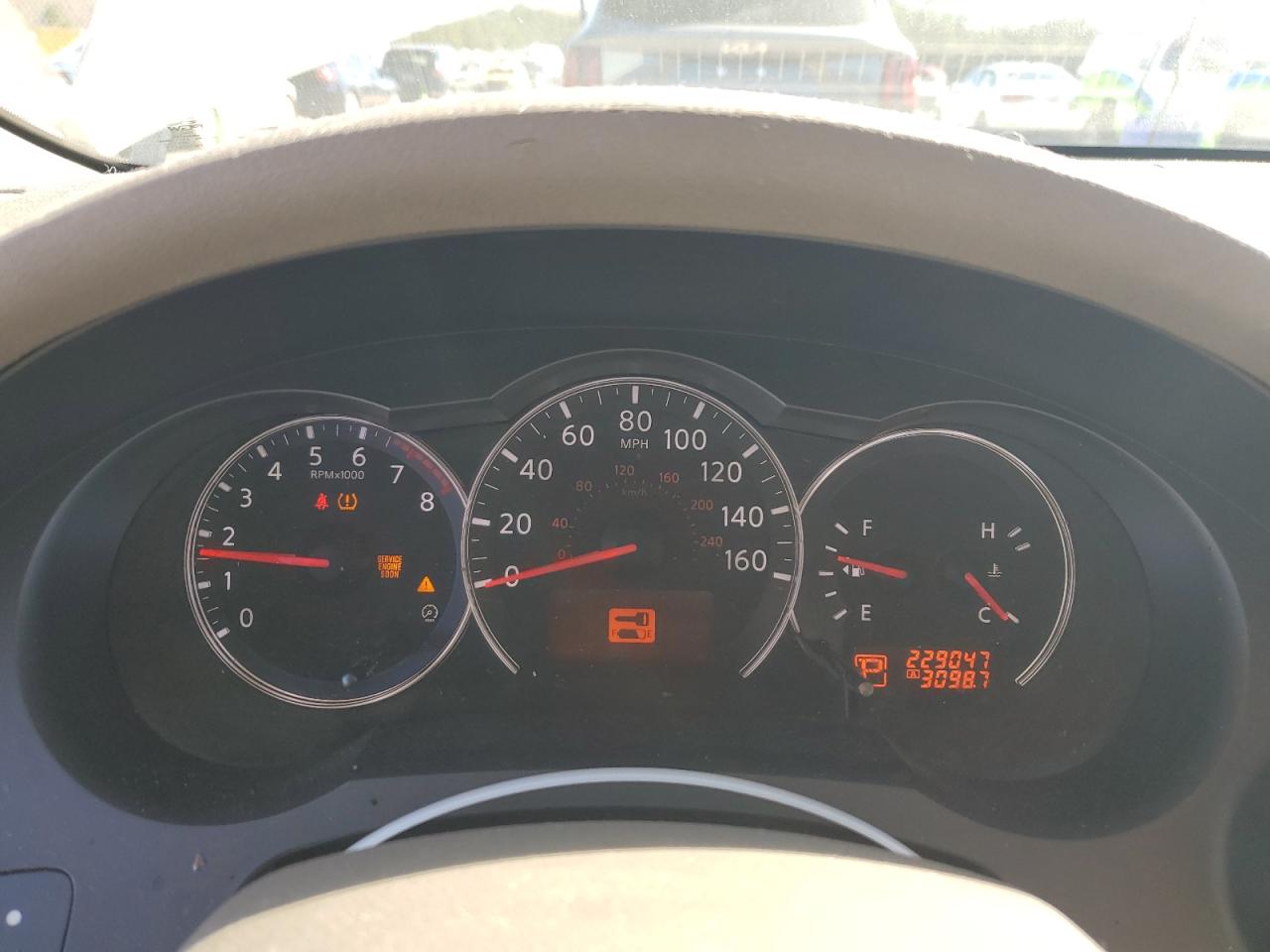 2010 Nissan Altima - Image 9