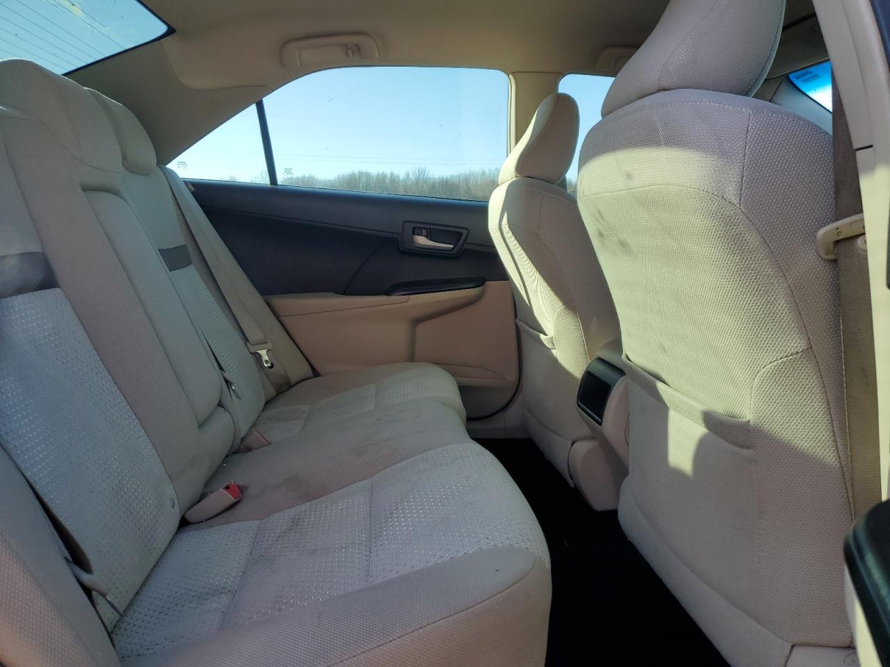 2014 Toyota Camry - Image 10