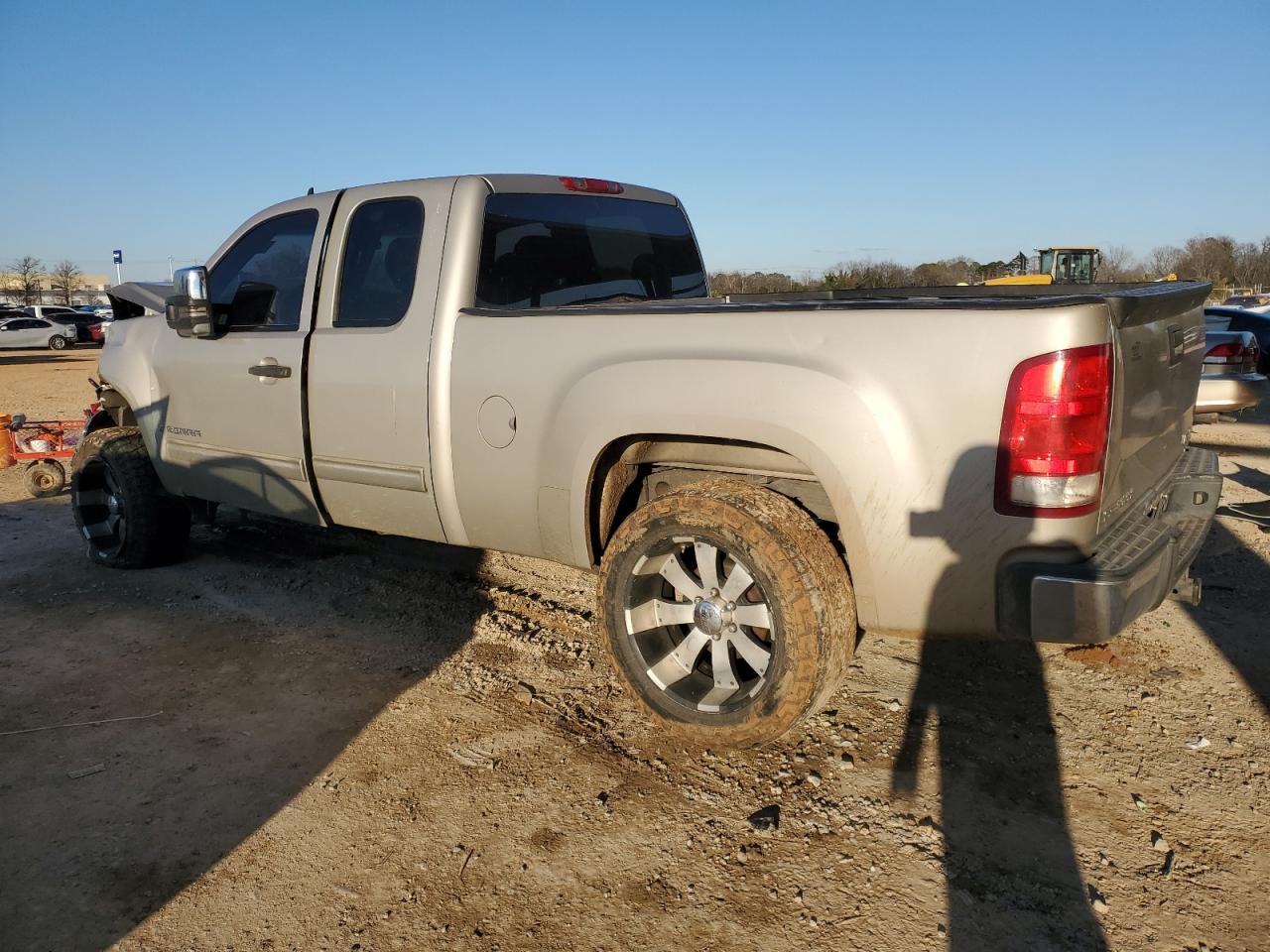 2008 GMC Sierra - Image 2