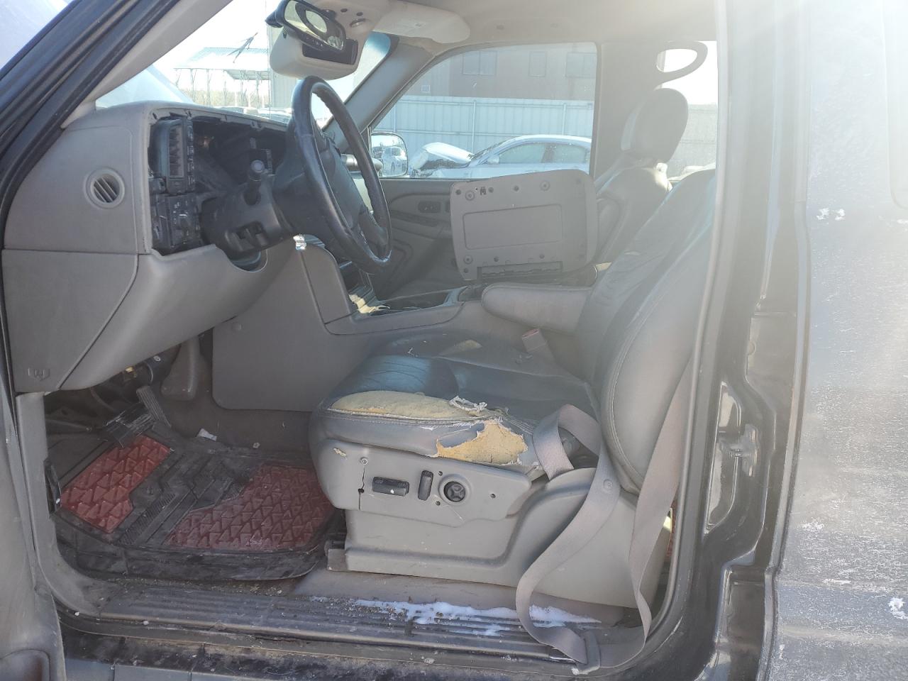 2005 Chevrolet Silverado - Image 7