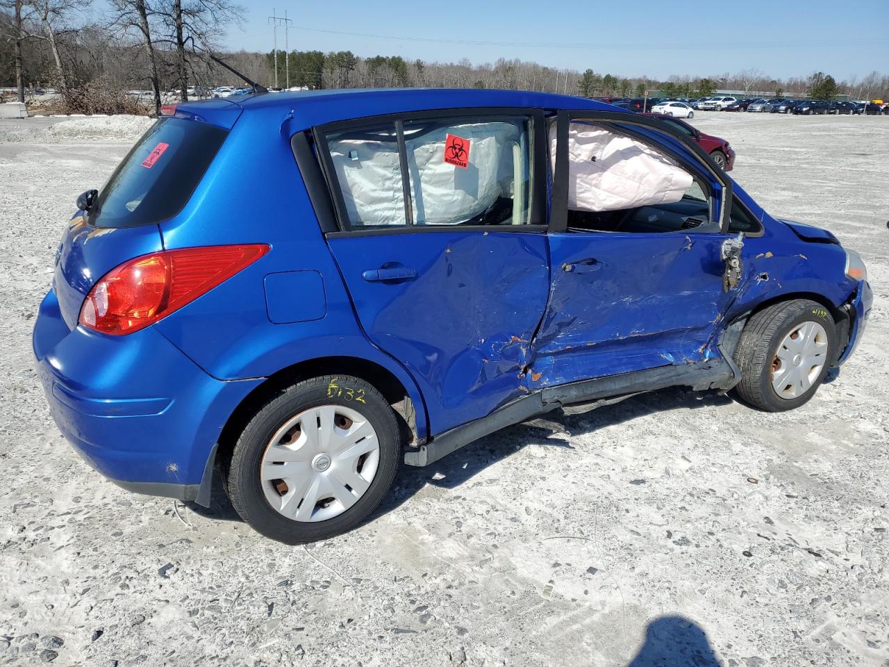 2011 Nissan Versa - Image 3
