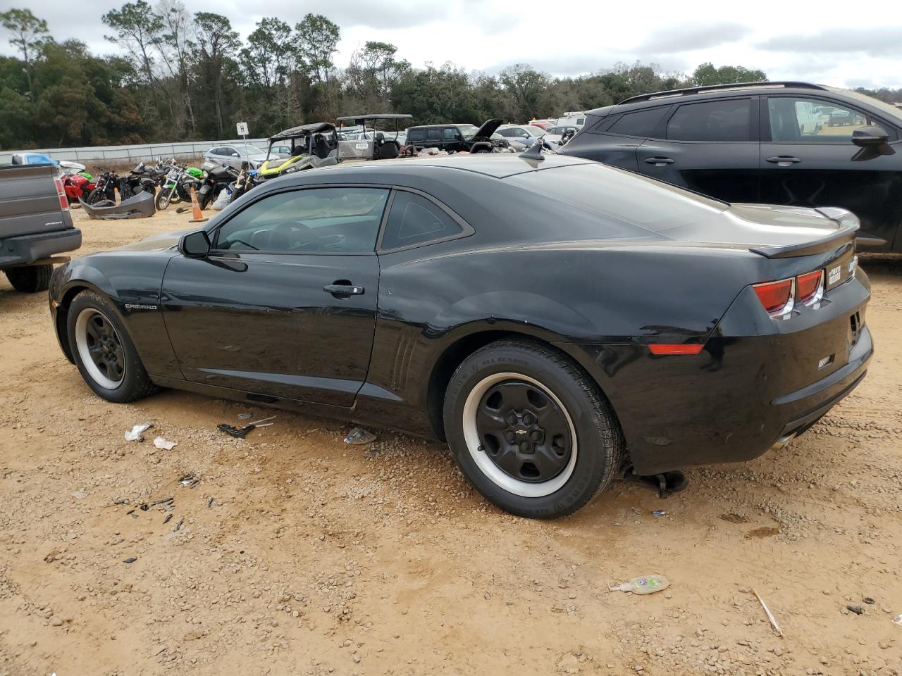2013 Chevrolet Camaro - Image 2