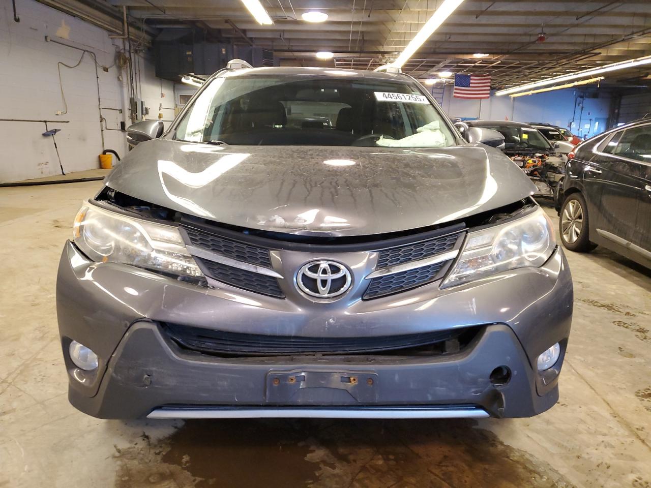 2014 Toyota RAV 4 - Image 5