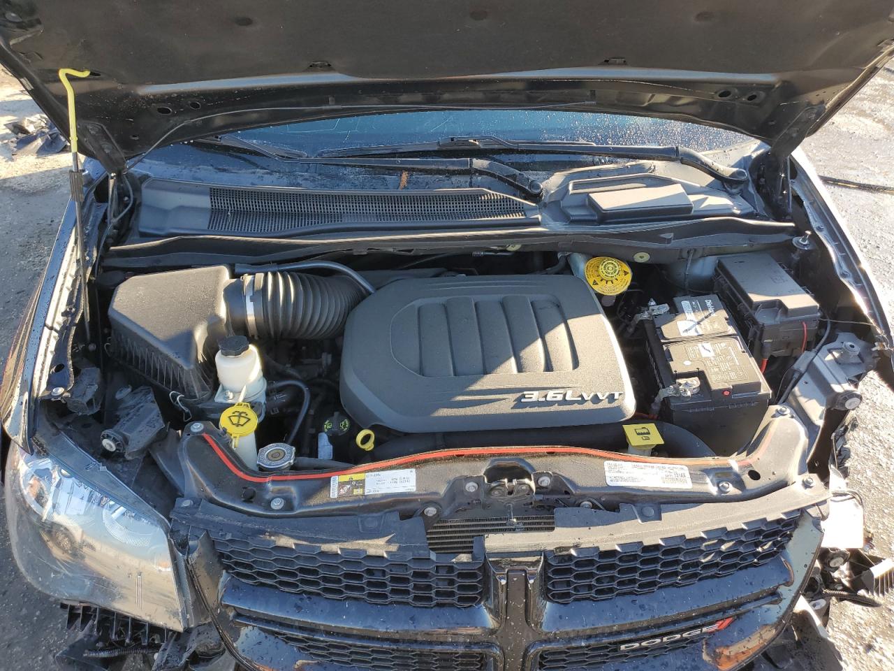 2018 Dodge Caravan - Image 12