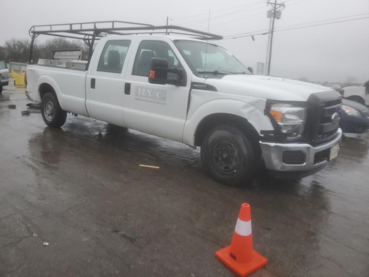 2014 Ford F250 - Image 4