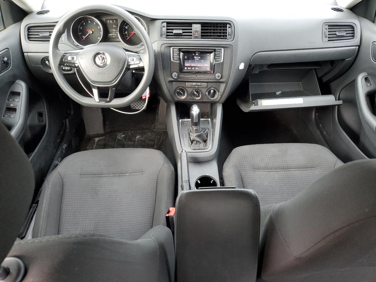 2016 Volkswagen Jetta - Image 8