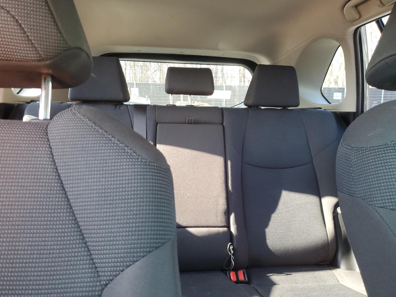 2019 Toyota RAV 4 - Image 10