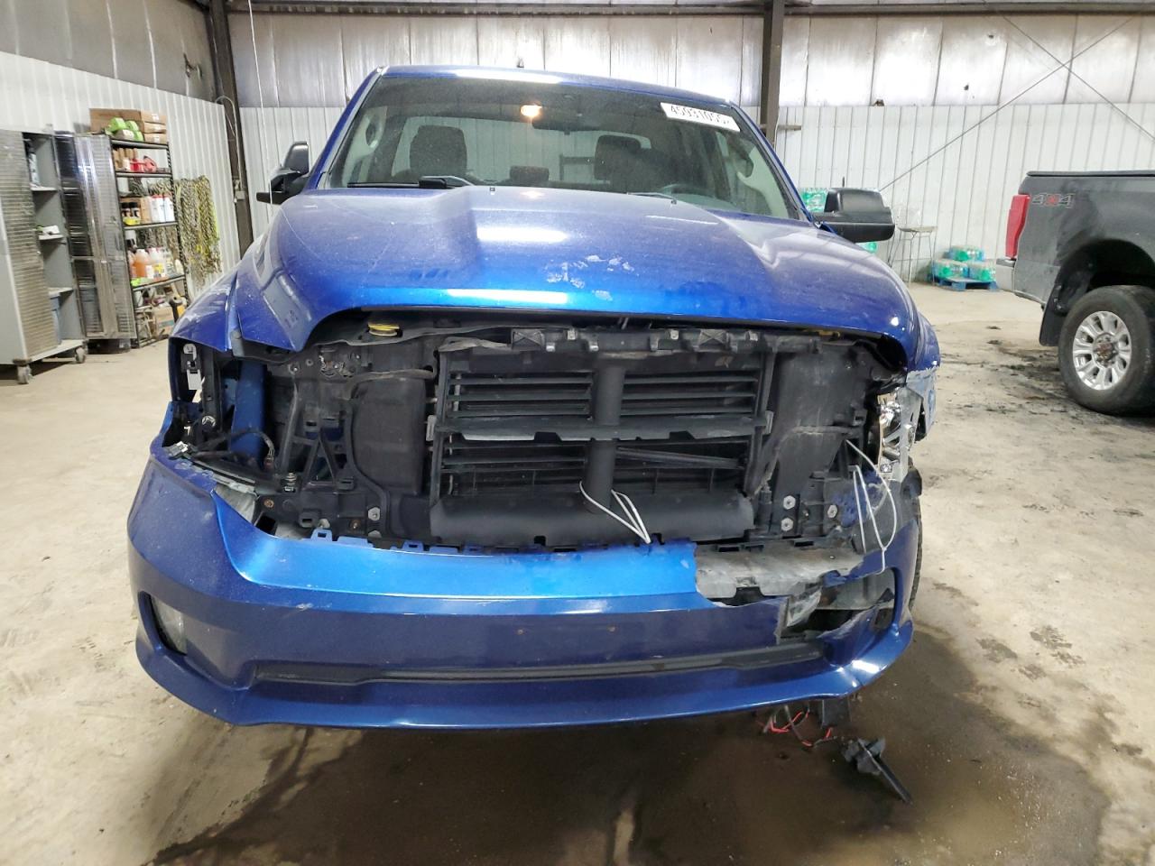 2015 RAM 1500 - Image 5