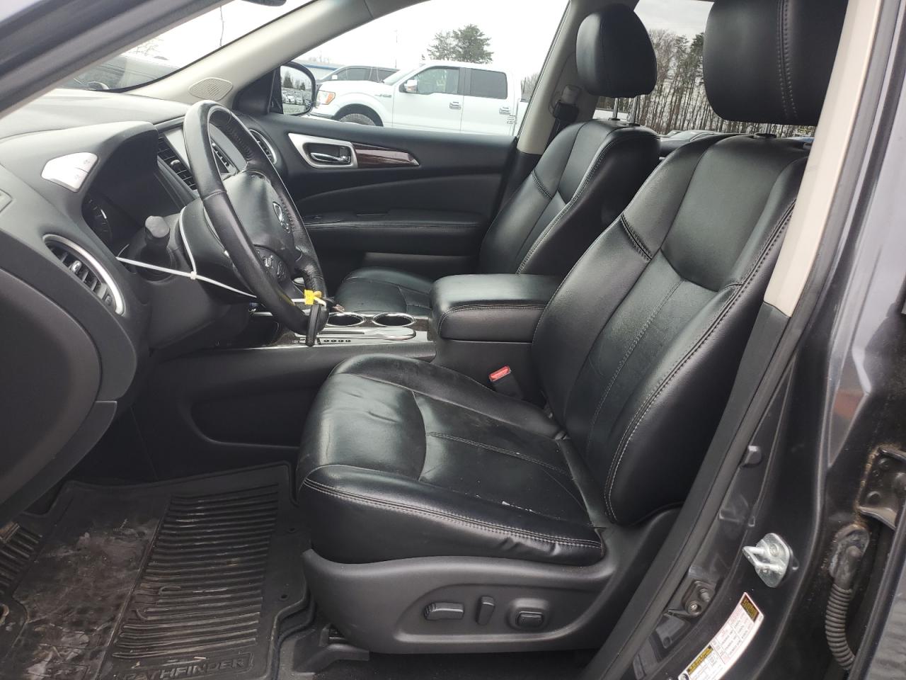 2014 Nissan Pathfinder - Image 7