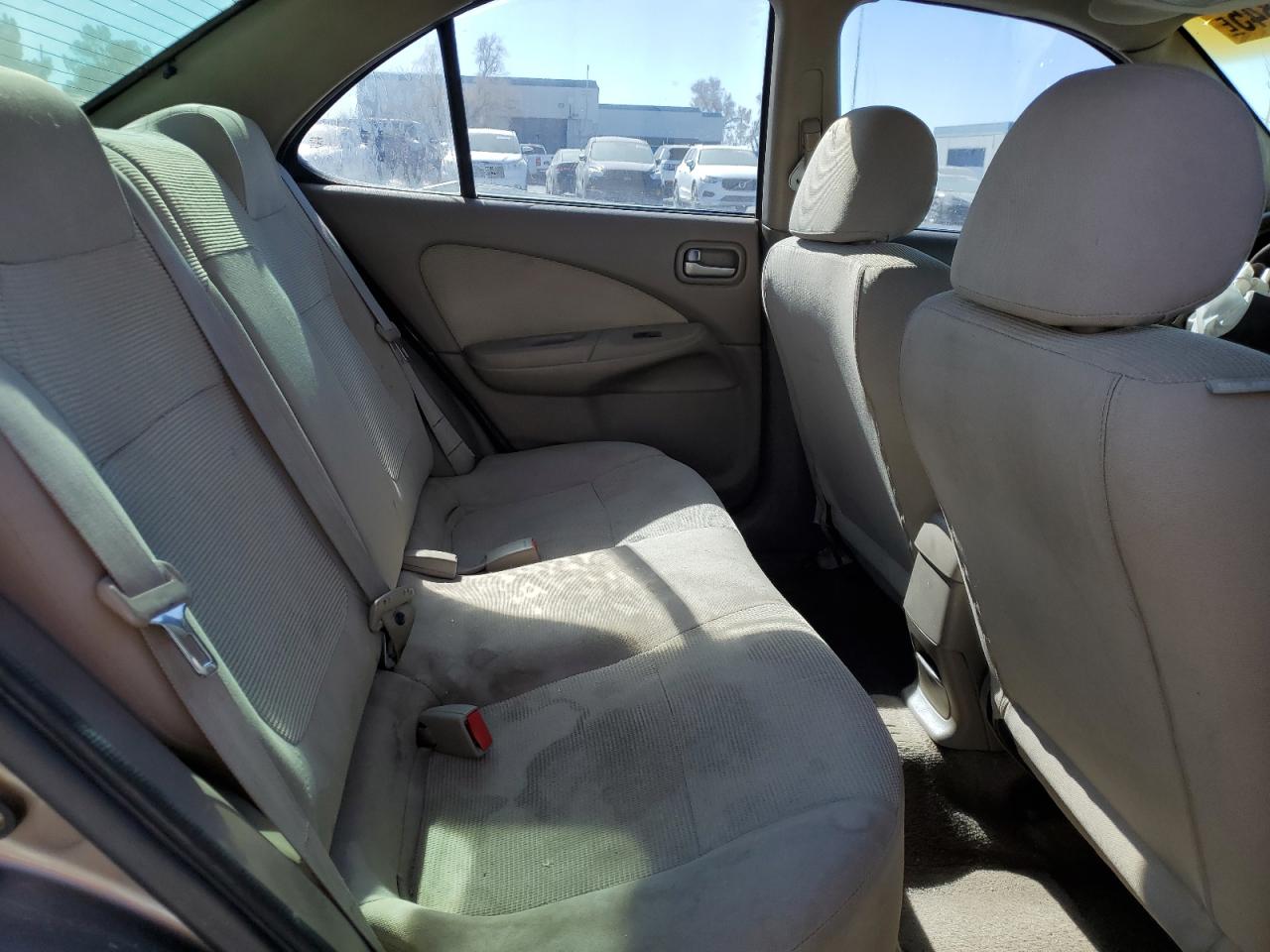 2004 Nissan Sentra - Image 10