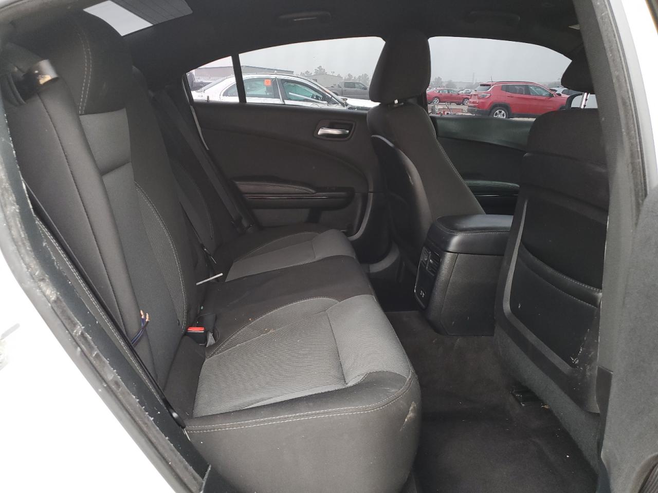2018 Dodge Charger - Image 10