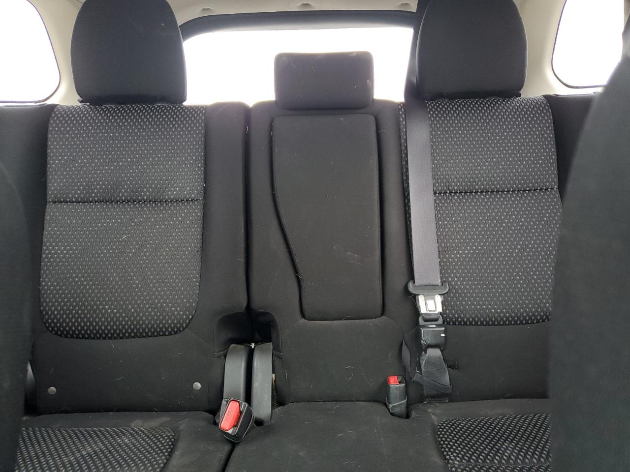 2017 Mitsubishi Outlander - Image 10