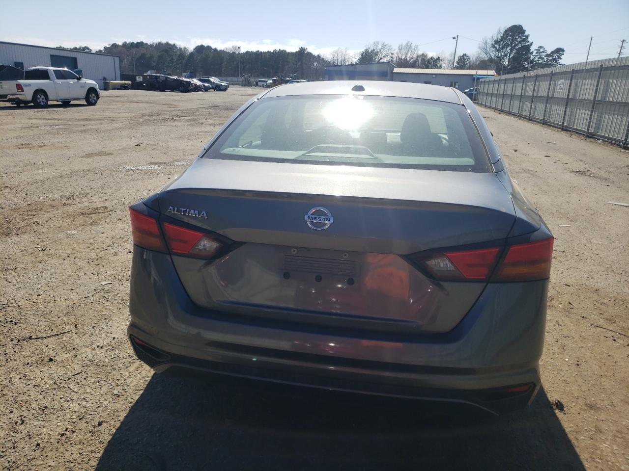 2019 Nissan Altima - Image 6