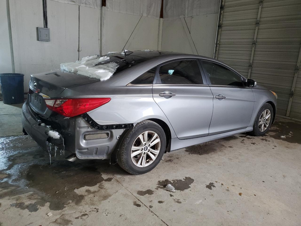 2014 Hyundai Sonata - Image 3