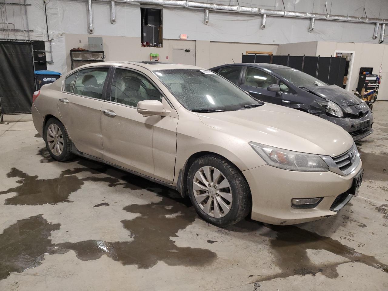 2013 Honda Accord - Image 4