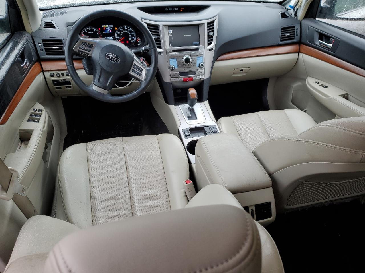 2014 Subaru Outback - Image 8