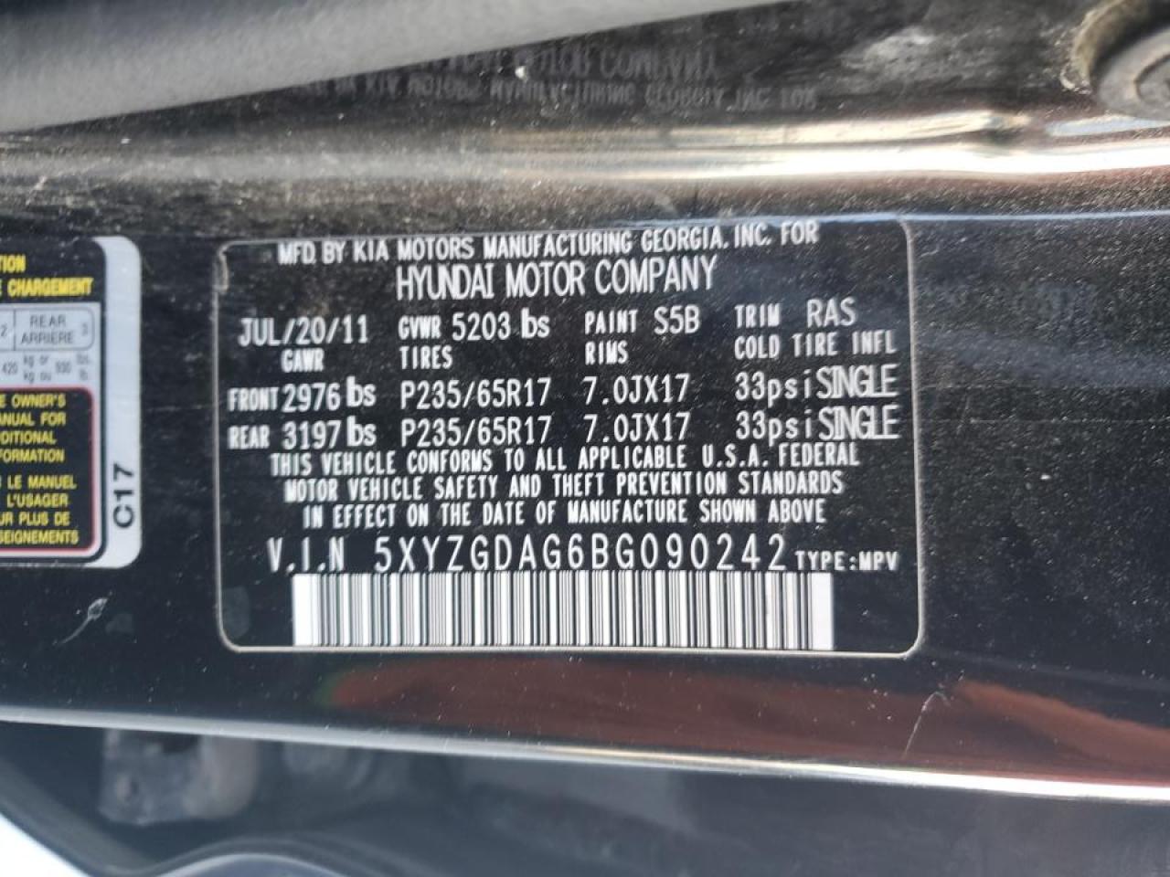 2011 Hyundai Santa Fe - Image 12