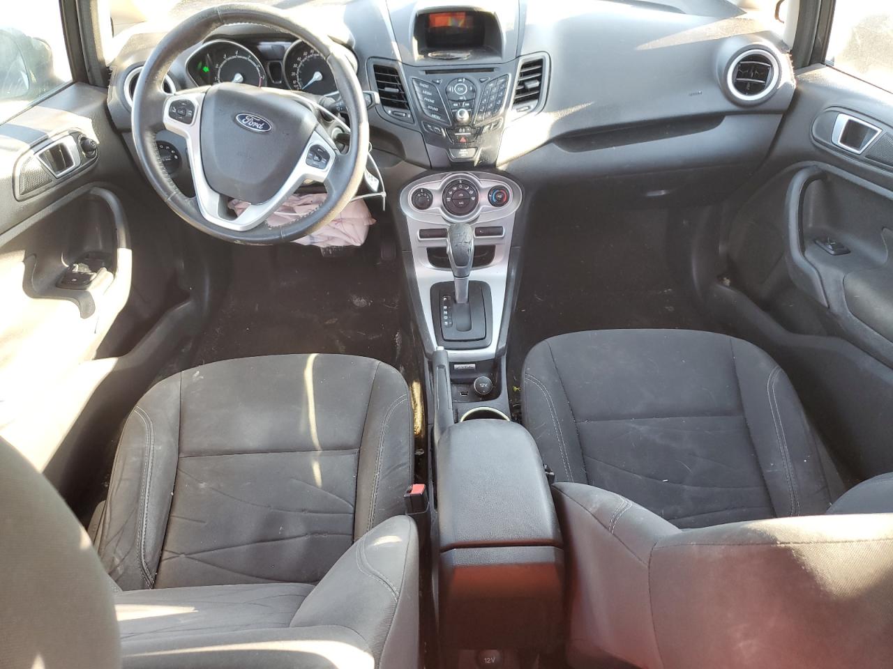 2015 Ford Fiesta - Image 8