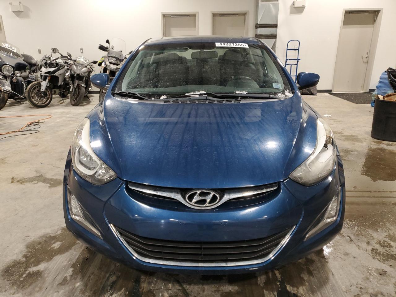 2016 Hyundai Elantra - Image 5