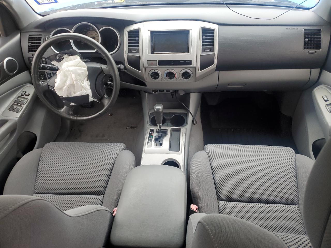 2010 Toyota Tacoma - Image 8