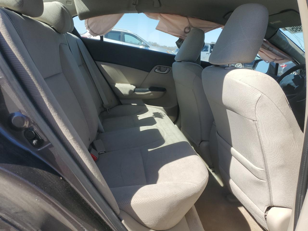 2012 Honda Civic - Image 10