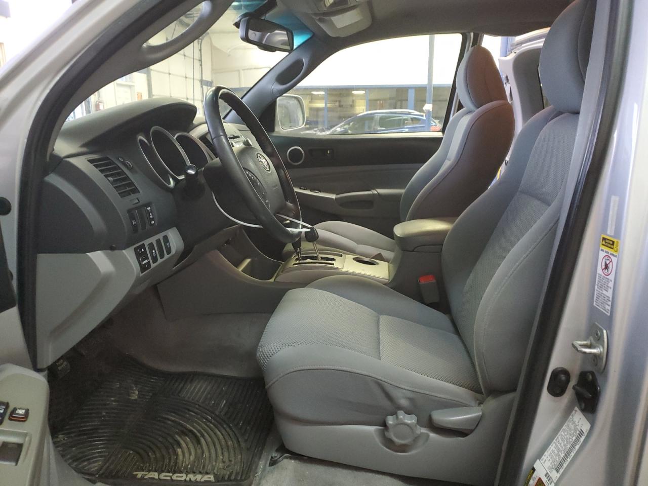 2009 Toyota Tacoma - Image 7