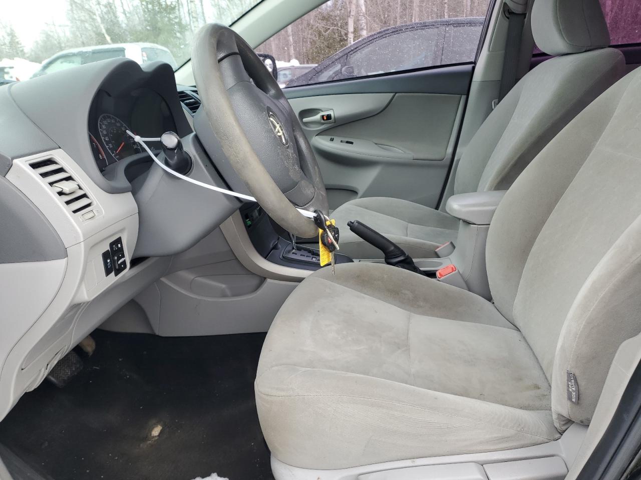 2010 Toyota Corolla - Image 7