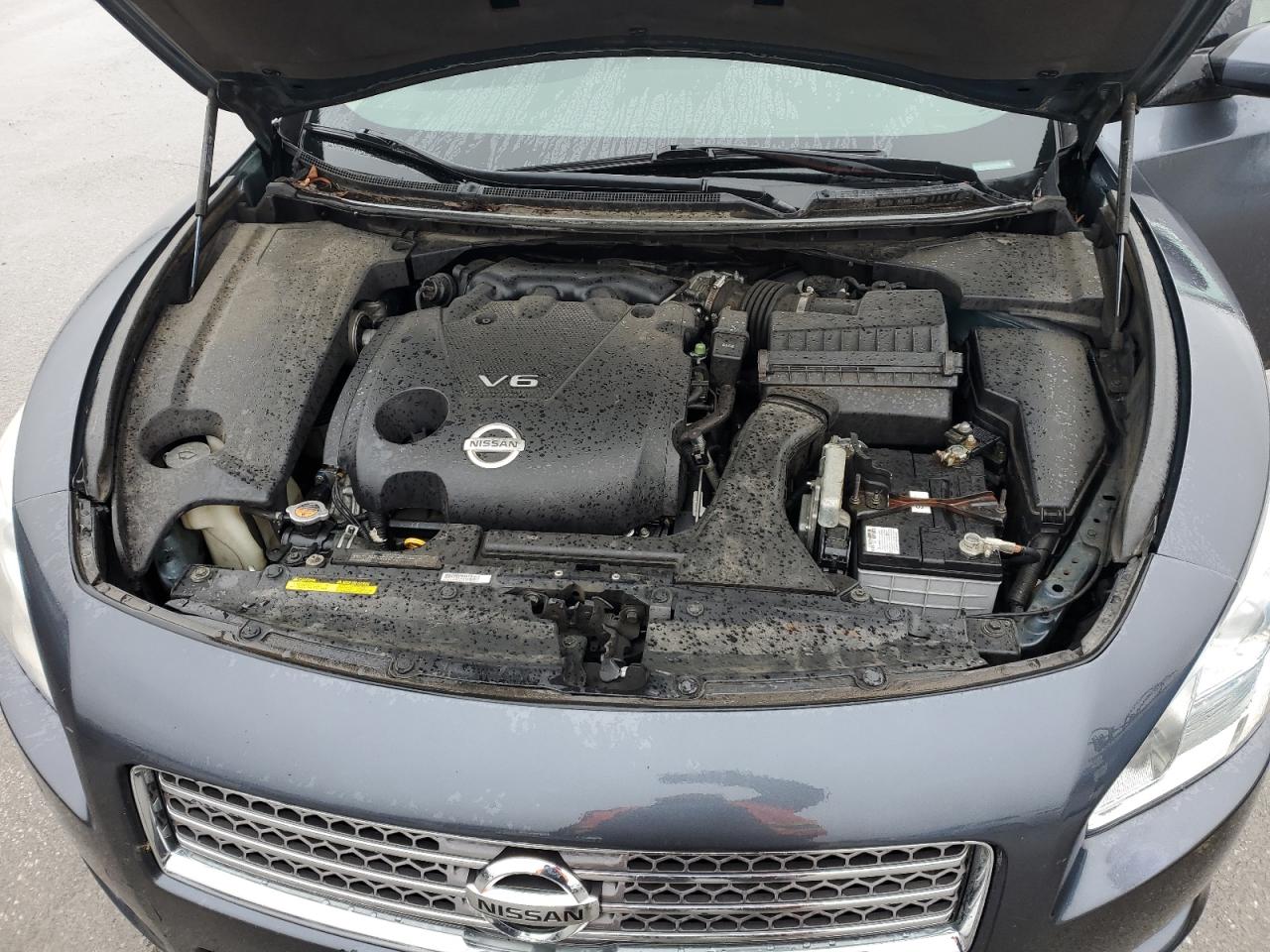 2009 Nissan Maxima - Image 11