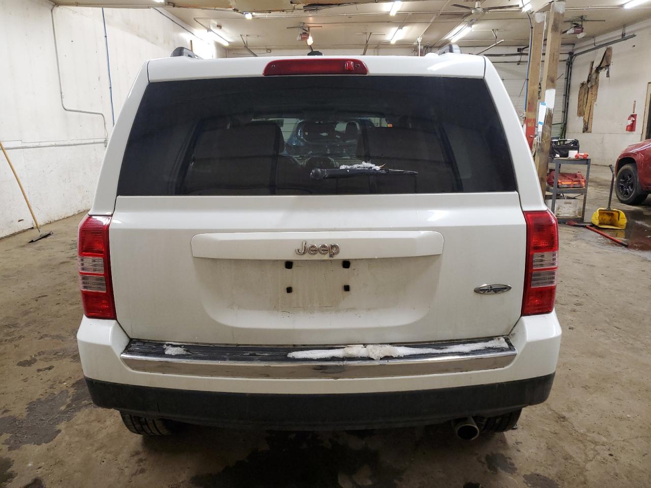 2016 Jeep Liberty (Patriot) - Image 6