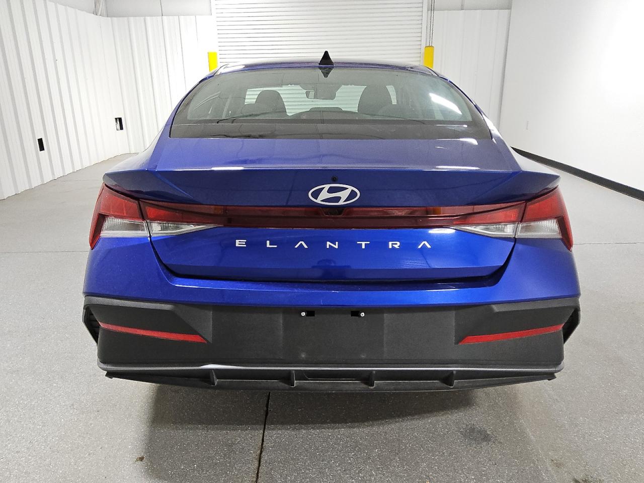 2024 Hyundai Elantra - Image 6