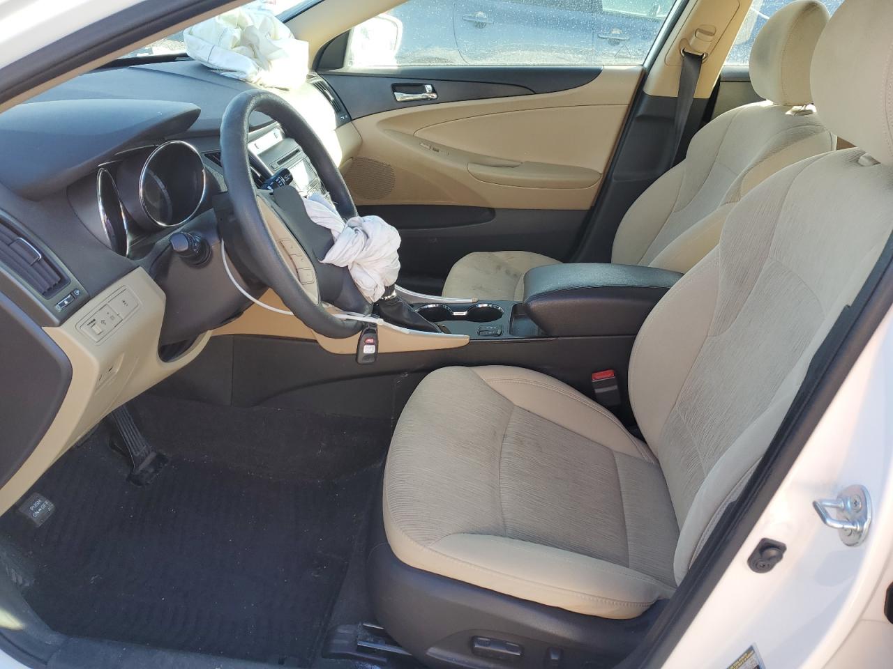 2013 Hyundai Sonata - Image 7