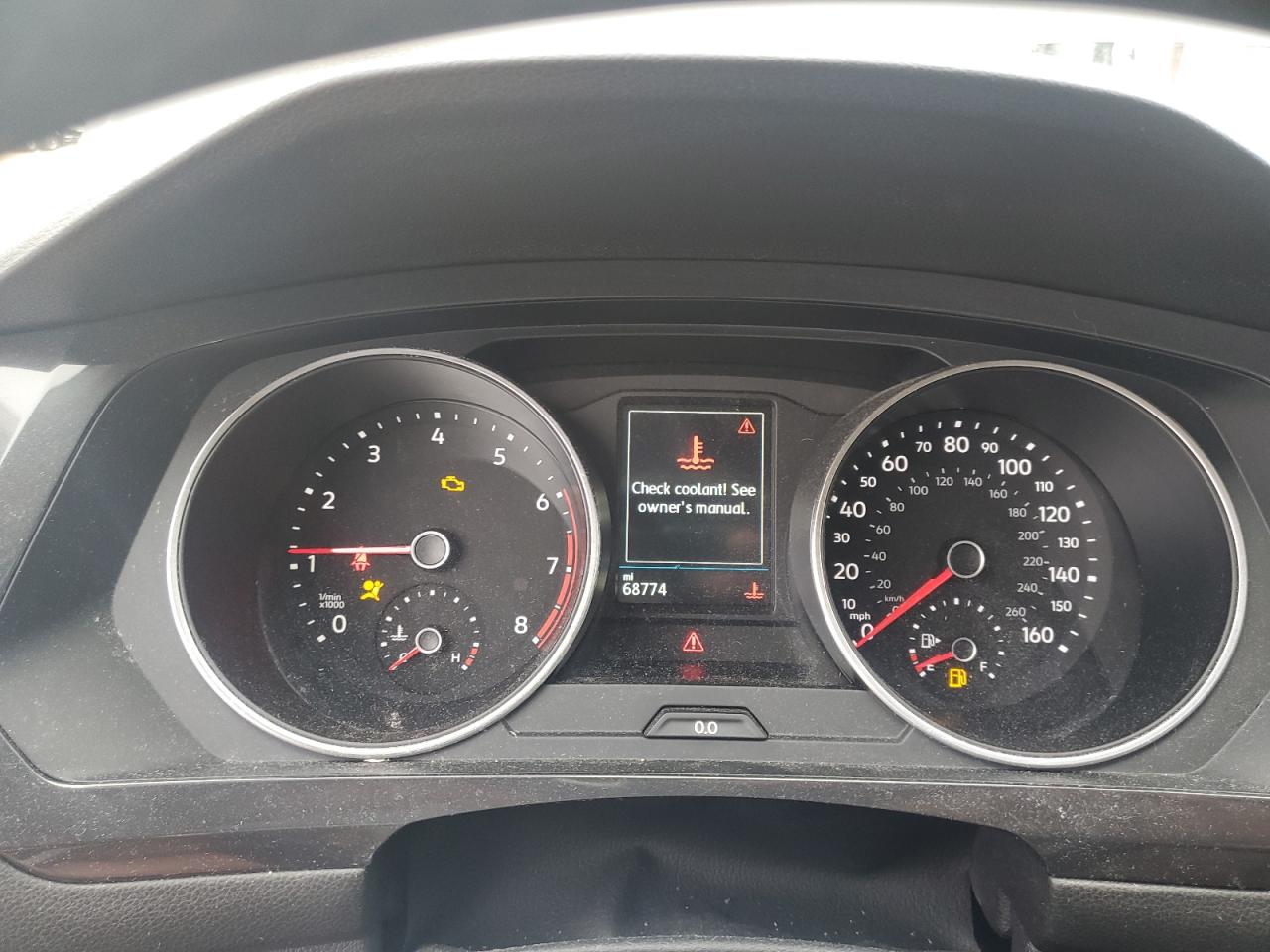 2018 Volkswagen Tiguan - Image 9