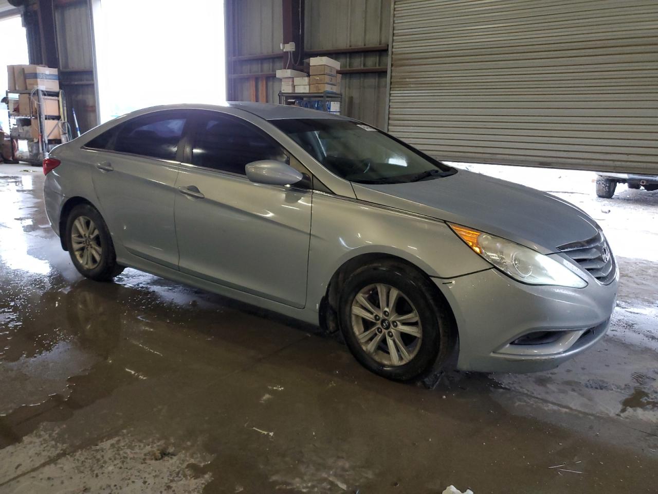 2011 Hyundai Sonata - Image 4