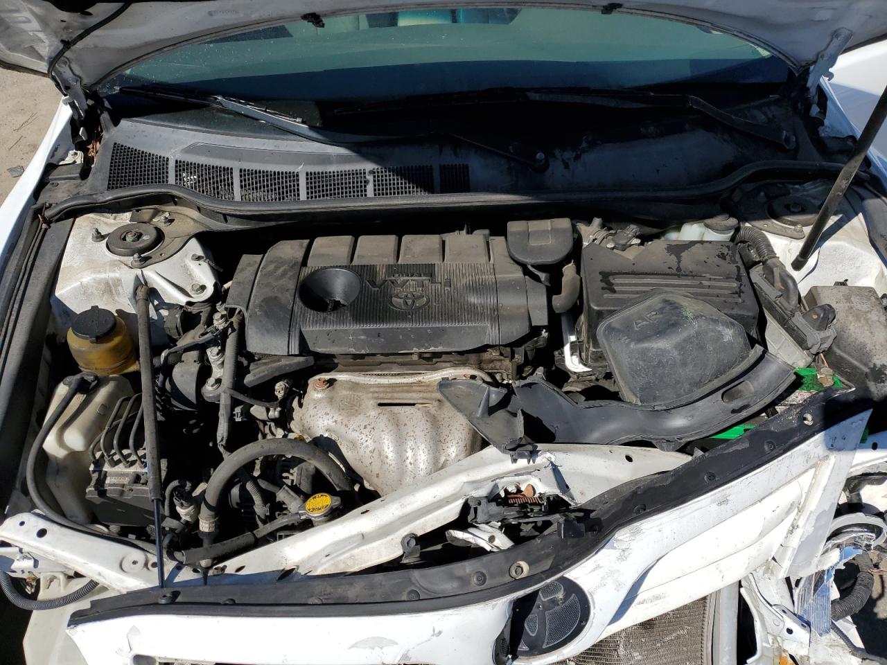 2011 Toyota Camry - Image 11