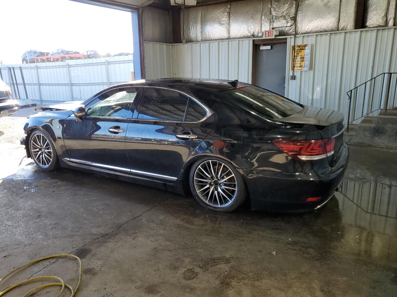 2013 Lexus LS - Image 2