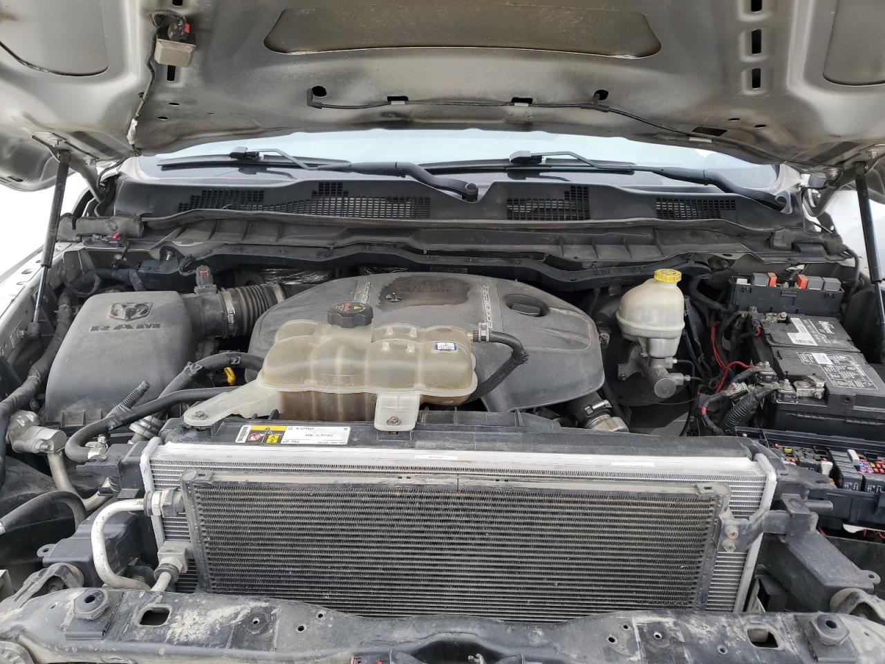 2016 RAM 1500 - Image 11