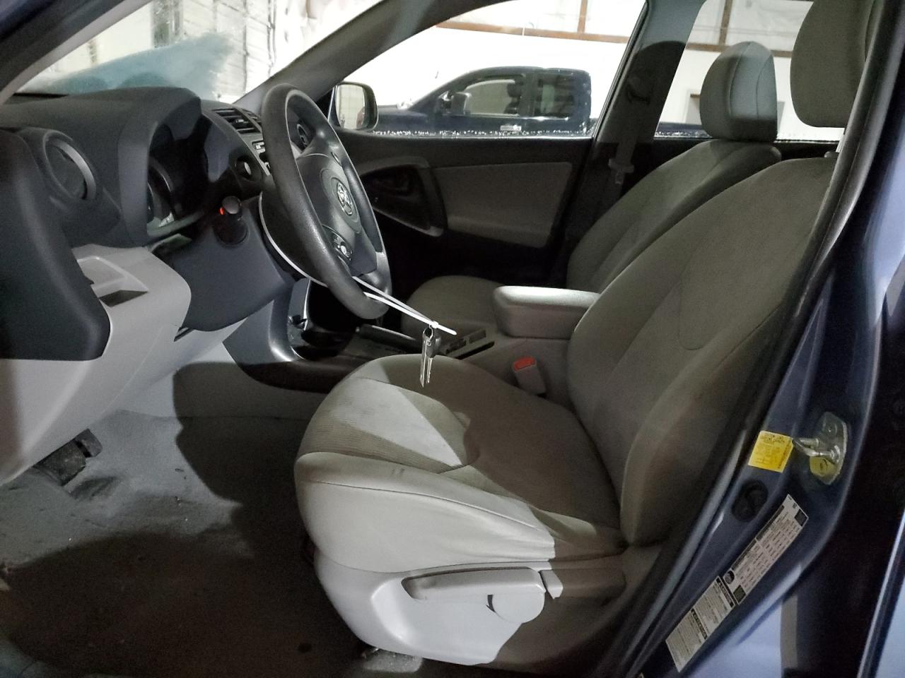2012 Toyota RAV 4 - Image 7