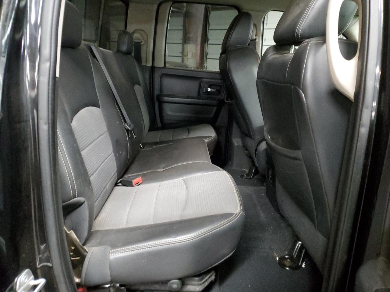 2009 Dodge RAM - Image 10