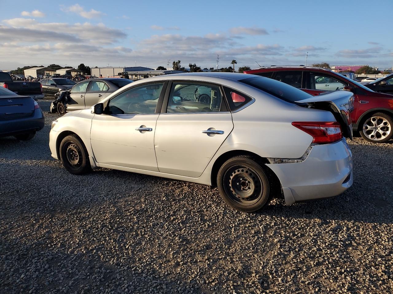 2017 Nissan Sentra - Image 2