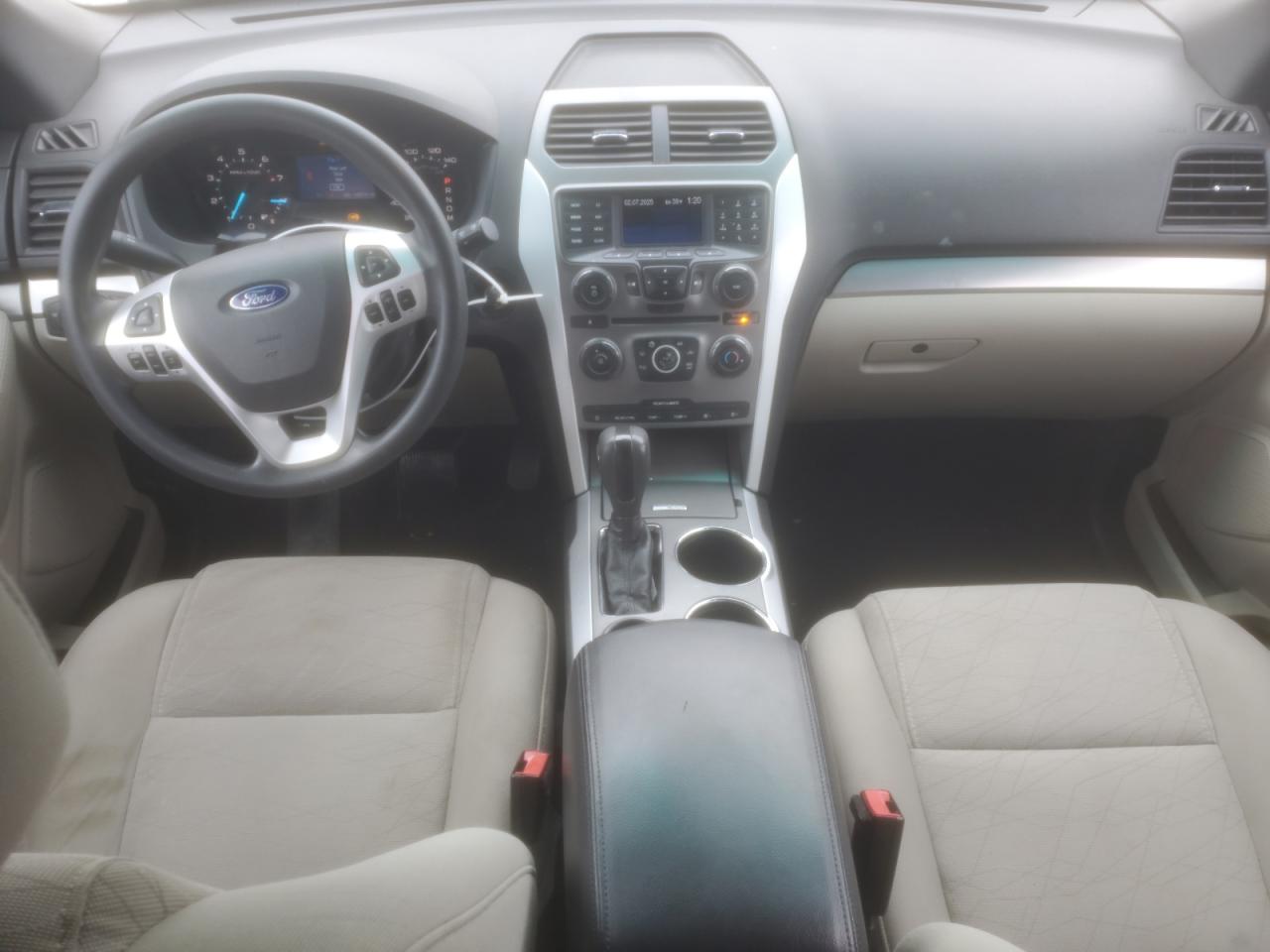 2014 Ford Explorer - Image 8