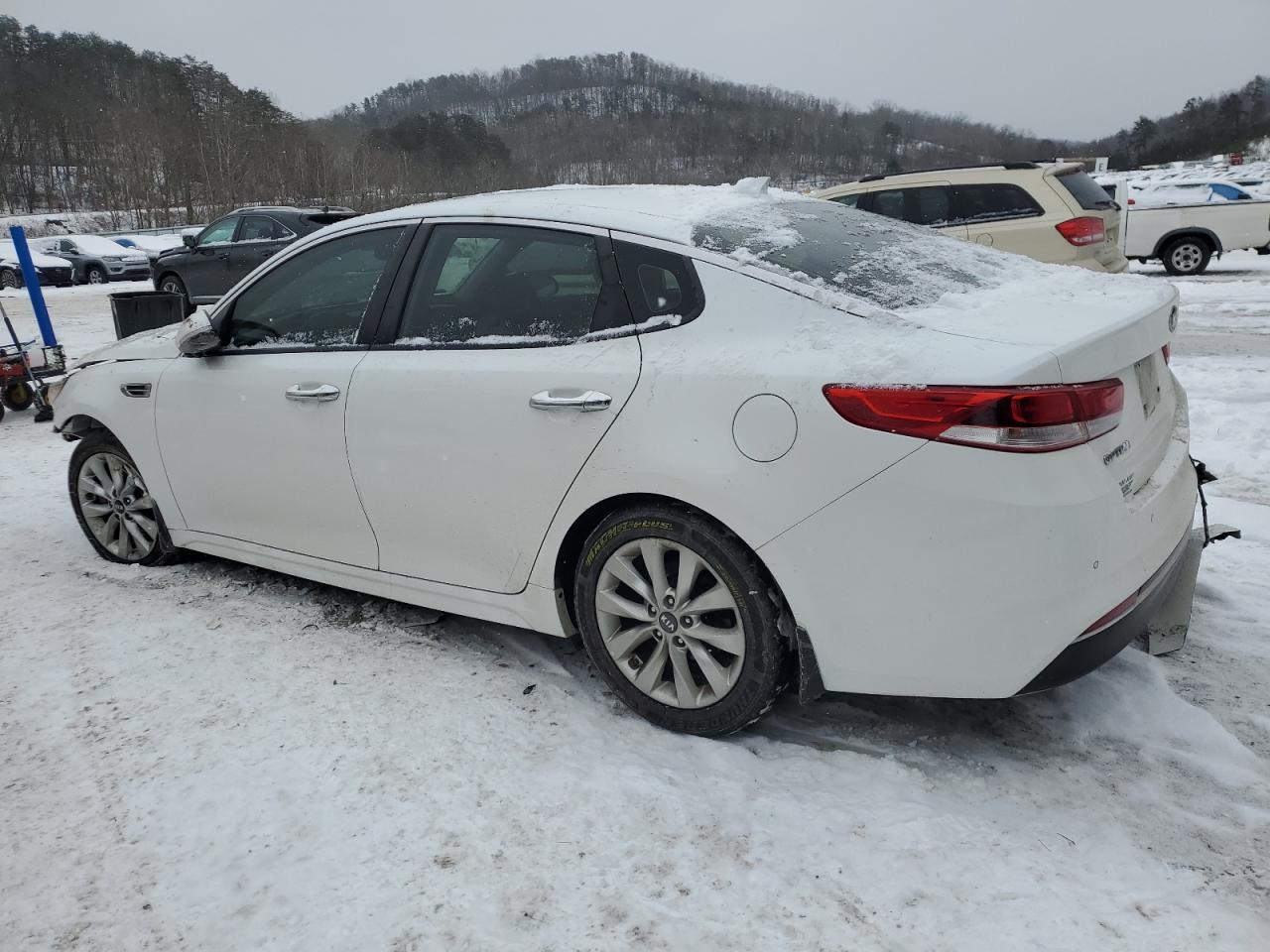 2018 Kia Optima - Image 2