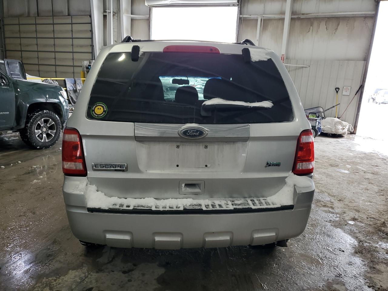 2010 Ford Escape - Image 6