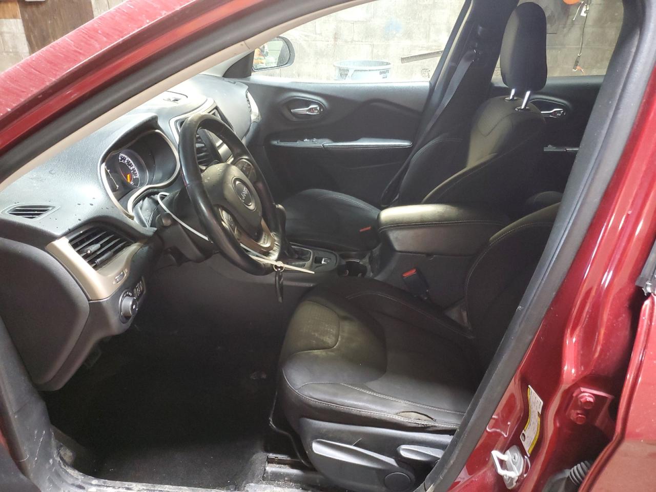 1c4pjmcbxfw725448 1C4PJMCBXFW725448 2015 Jeep Cherokee Latitude