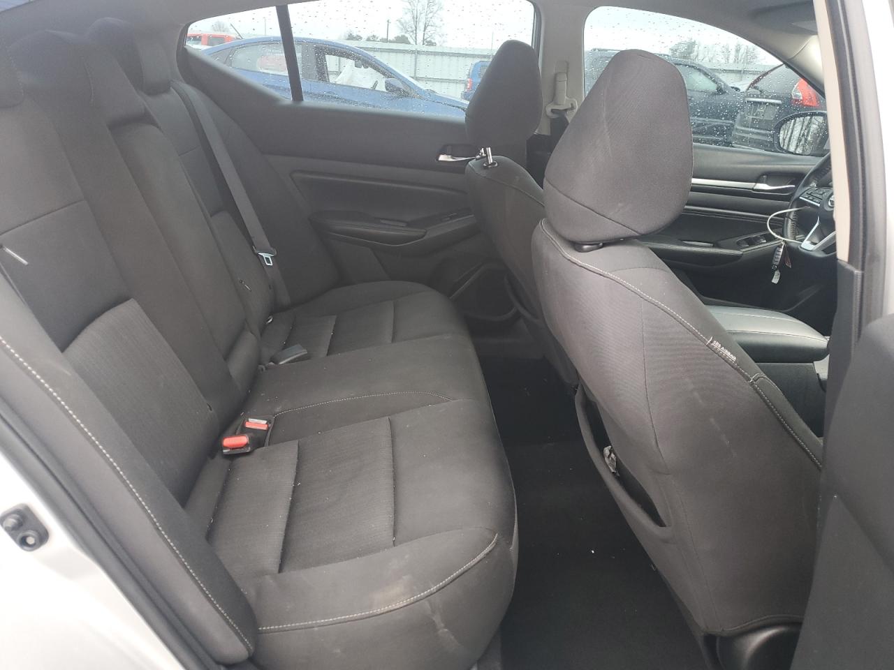 2019 Nissan Altima - Image 10