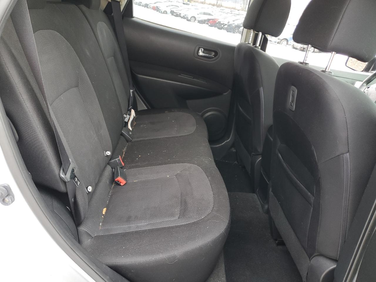 2012 Nissan Rogue - Image 11