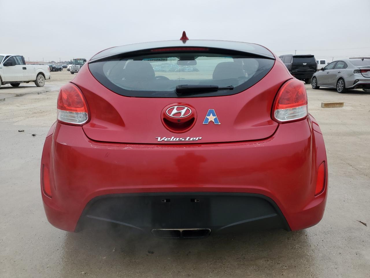 2015 Hyundai Veloster - Image 6