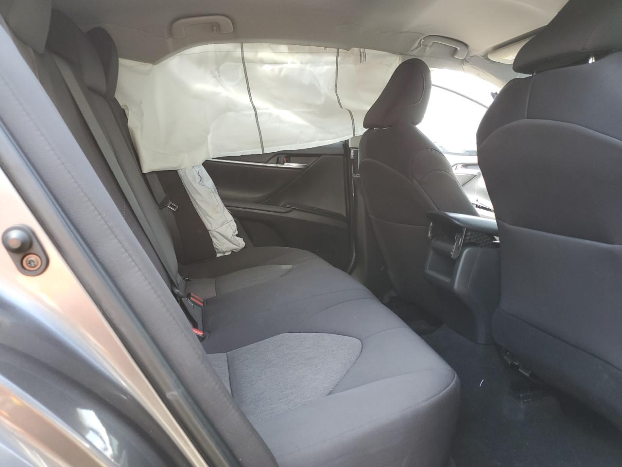 2020 Toyota Camry Le VIN: 4T1C11AK9LU949779 Lot: 46158945